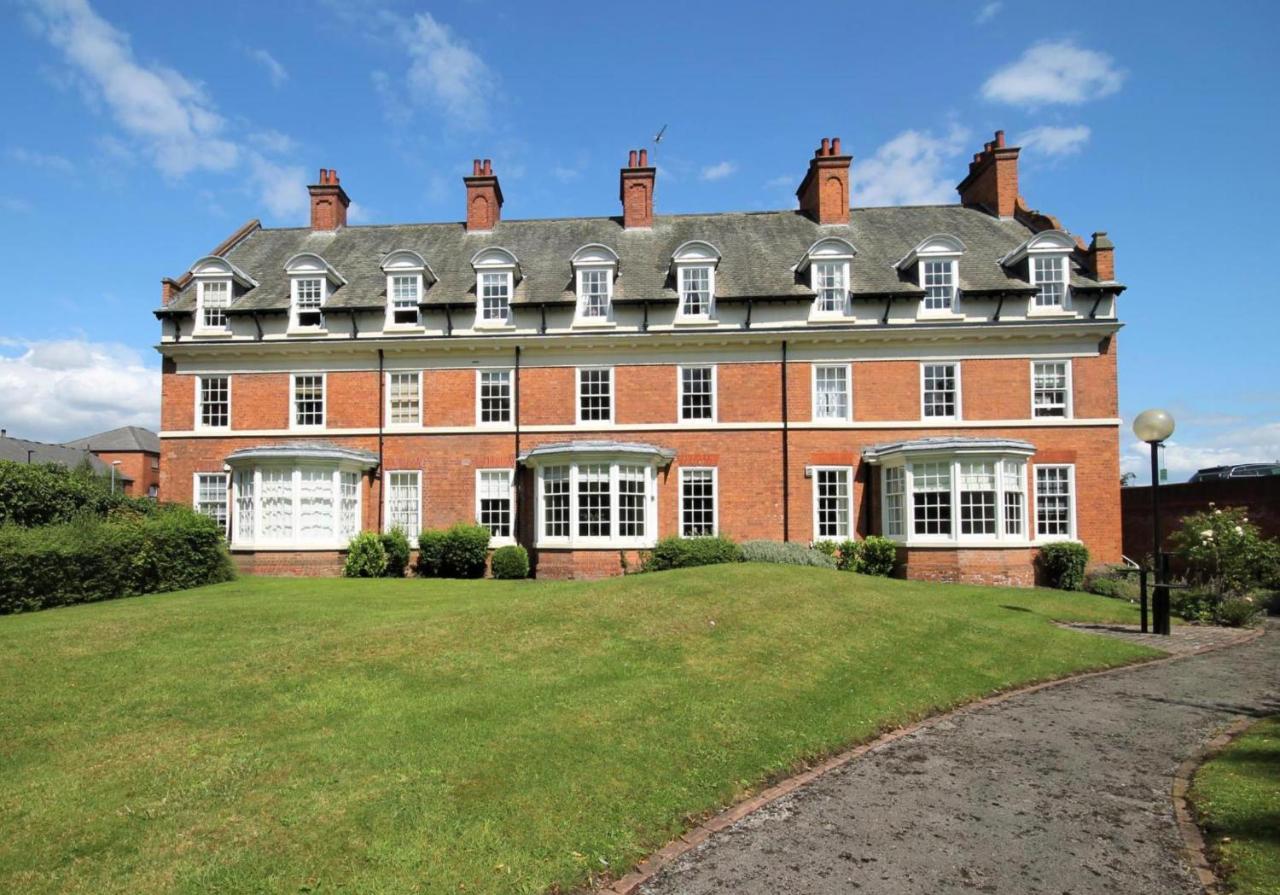 Stylish Apt With Minster Views I Pass The Keys York Luaran gambar