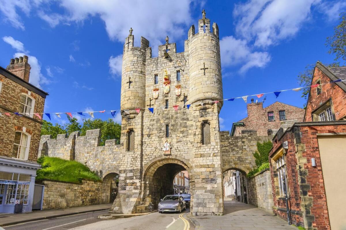 Stylish Apt With Minster Views I Pass The Keys York Luaran gambar